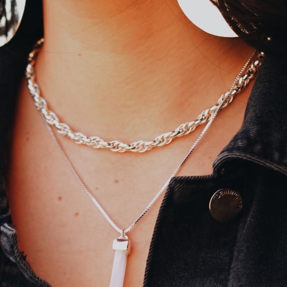 Short Rope Necklace
